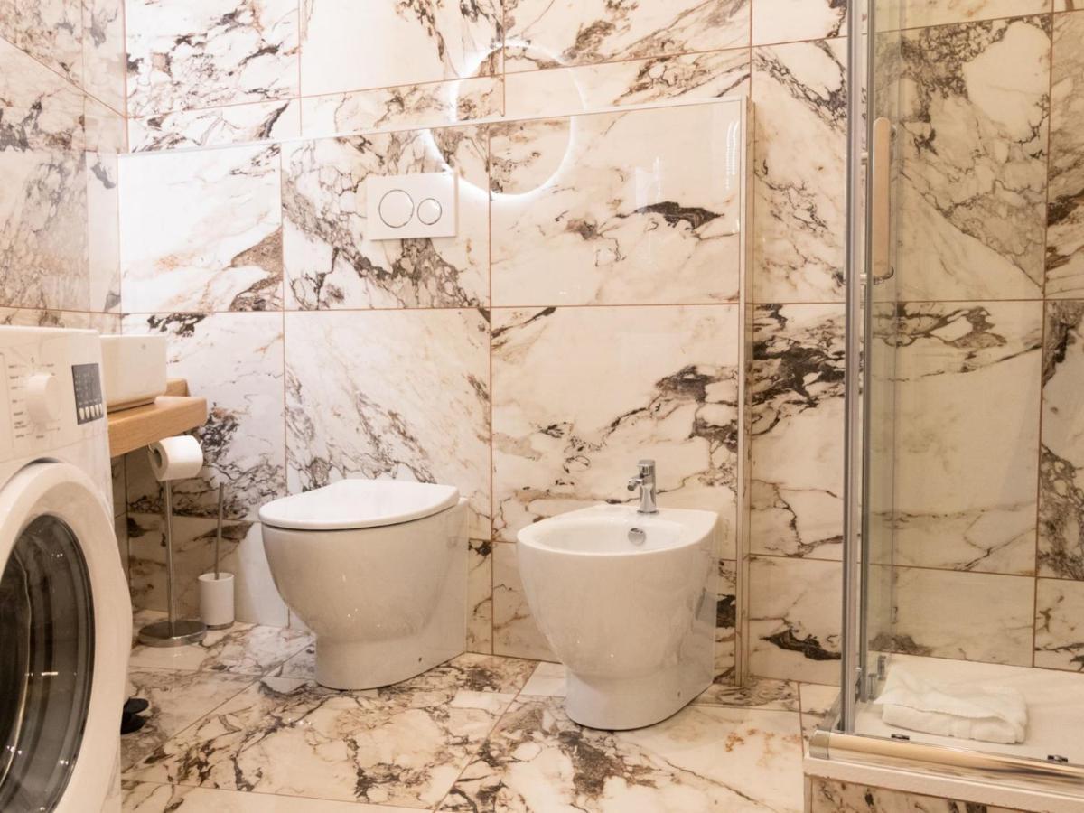 The Best Rent - Elegant Five-Bedrooms Apartment Near Colosseo Rom Exterior foto